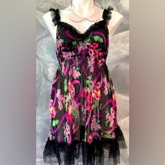 😍 NWT New Betsey Johnson Chiffon Sheer Black Floral Nightgown & Thong Large L - Picture 1 of 9